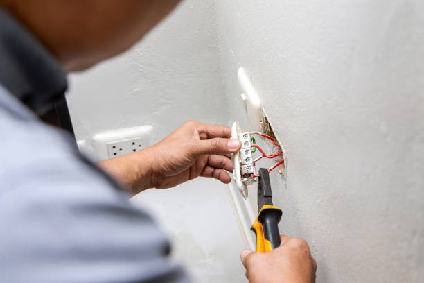 Best Affordable Electrician  in Aberdeen, WA